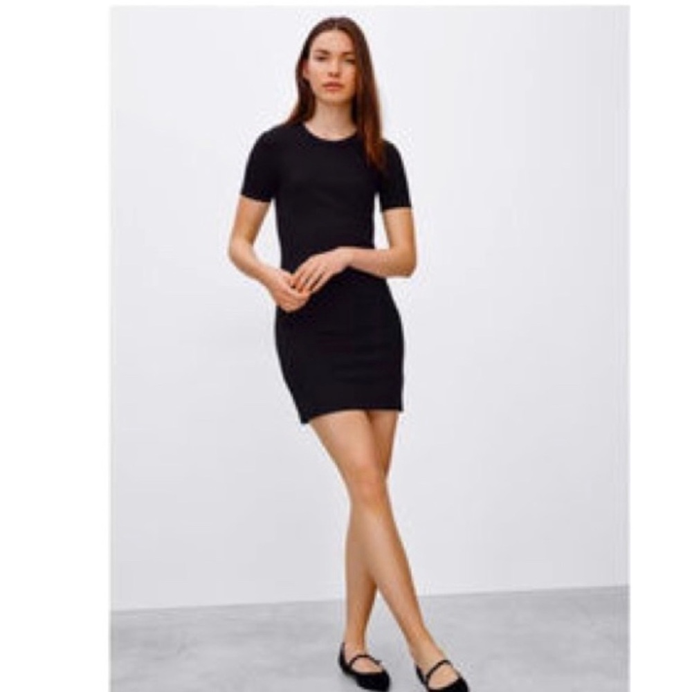 Aritzia Sunday Best Little Black Dress